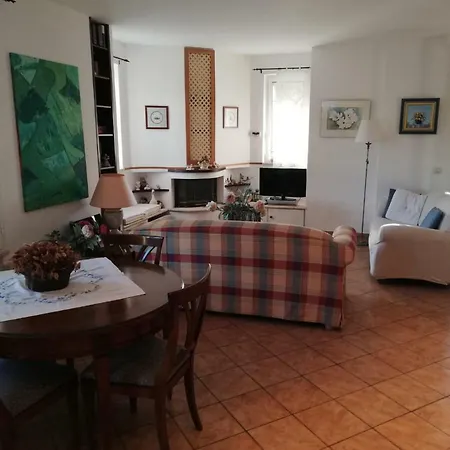 Villa Margot A Garlenda